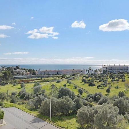 Cozy Apartment With Seaview 300M From The Beach Portimão Exterior foto